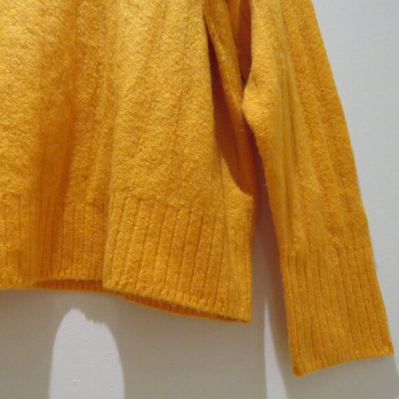 J. CREW Ribbed Mockneck Sweater in Supersoft Yarn Tangerine Orange - Size XL - Picture 9 of 14